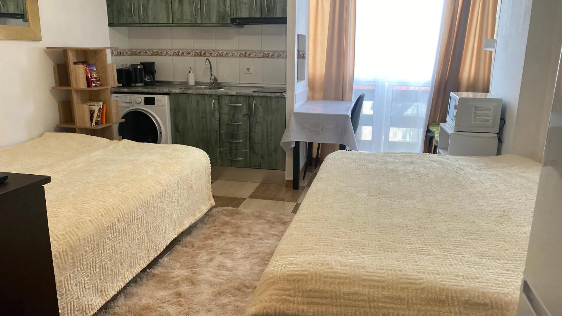公寓 Piso Estudio 贝纳尔马德纳